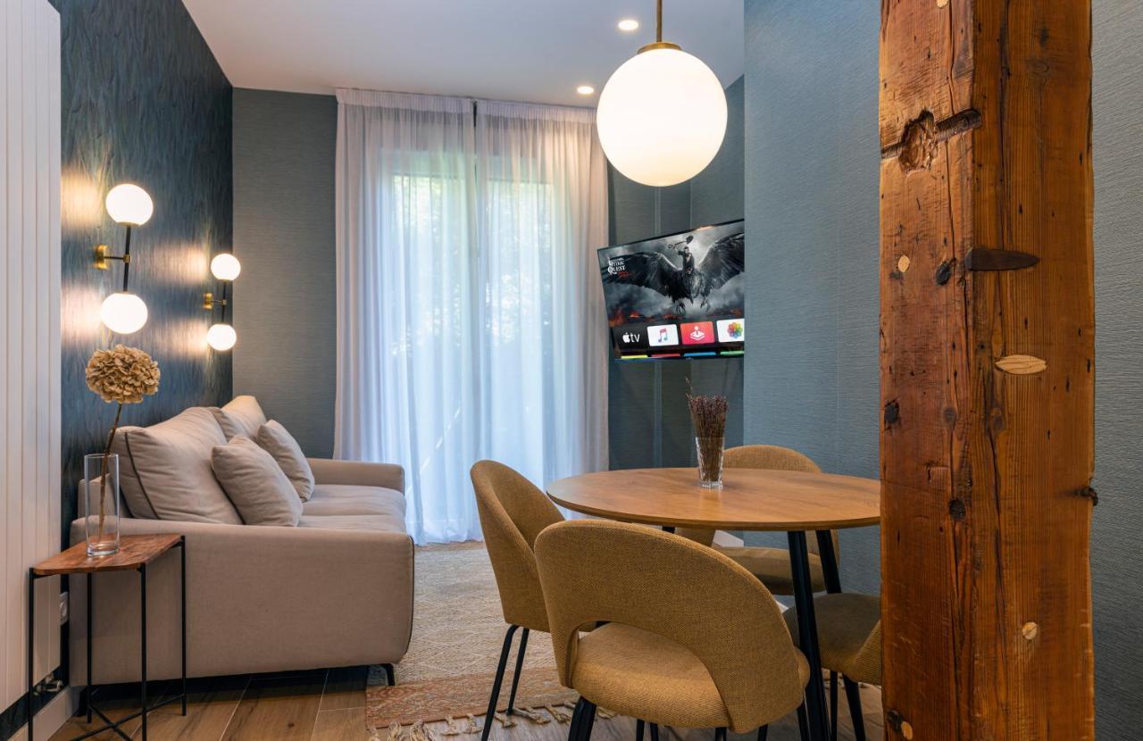 Big 4 Rooms In A Centric Home Parking Included Сан Себастиан Екстериор снимка