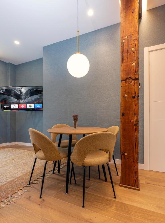 Big 4 Rooms In A Centric Home Parking Included Сан Себастиан Екстериор снимка